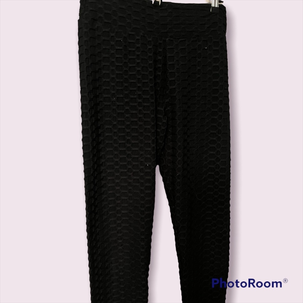 Viral Scrunch Leggings. Size Large